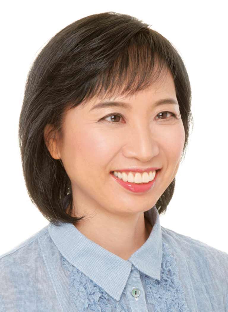 角田万木 女士